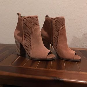 Lucky Brand Shoes Size 8